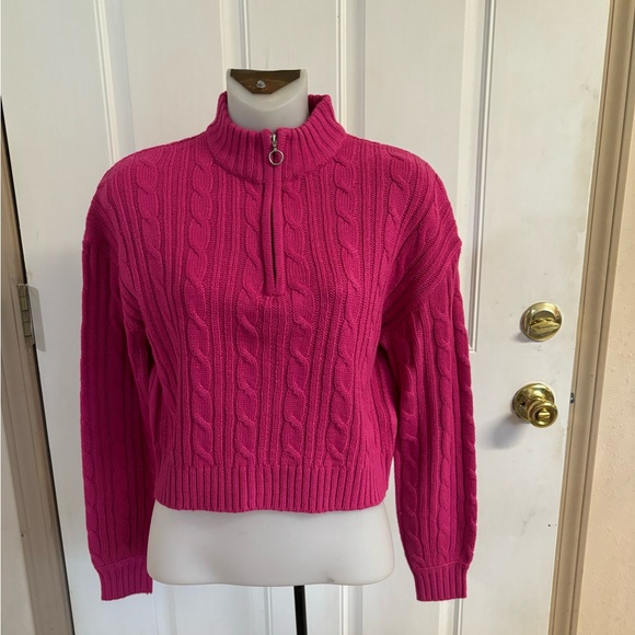 Med New Look pink cable knot 1/4 zip long sleeve cropped sweater.  In EUC! - Picture 1 of 2